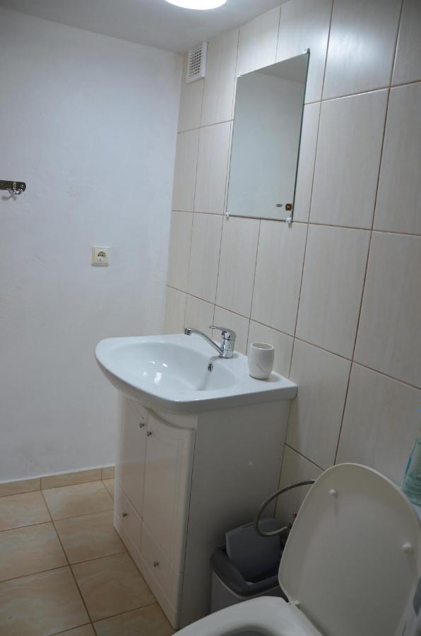 Nameliu Ir 2-4 Vietu Kambariu Nuoma Sventojoje, Zuvedru G Hotel Sventoji Ngoại thất bức ảnh